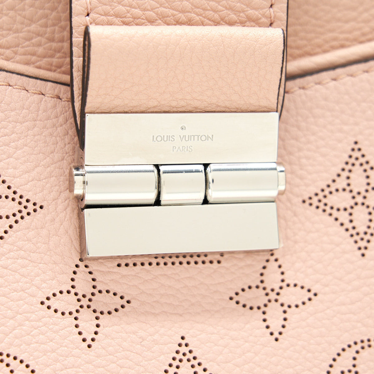 LOUIS VUITTON SEVRES MAHINA MAGNOLIA TOTE BAG PINK