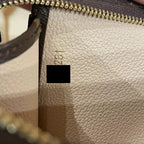 LOUIS VUITTON TOILETRY POCHETTE 26 MONOGRAM CANVAS