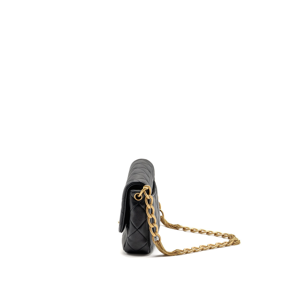 Chanel 23A Detailed Chain CC Flap Bag Lambskin Black GHW (Microchip)