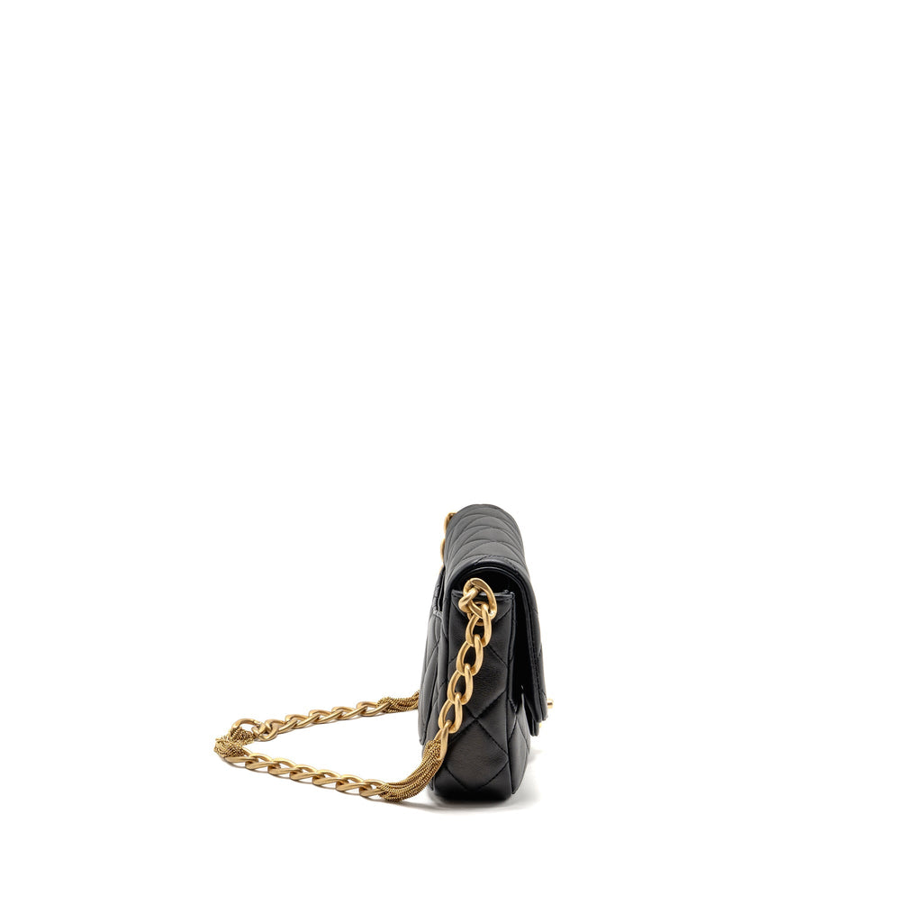 Chanel 23A Detailed Chain CC Flap Bag Lambskin Black GHW (Microchip)