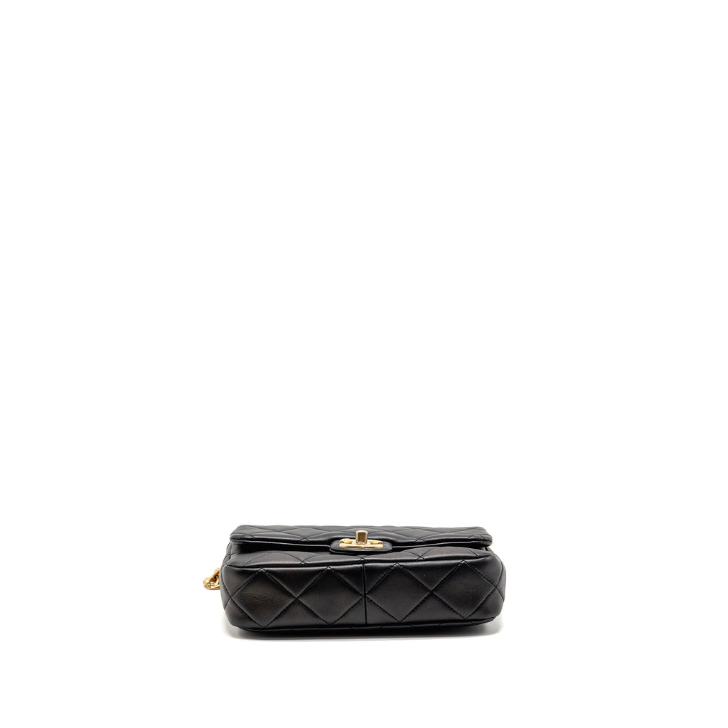 Chanel 23A Detailed Chain CC Flap Bag Lambskin Black GHW (Microchip)