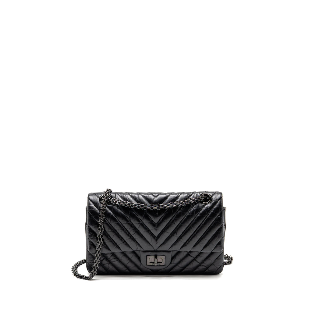 CHANEL SMALL 2.55 REISSUE DOUBLE FLAP BAG CHEVRON AGED CALFSKIN SO BLACK