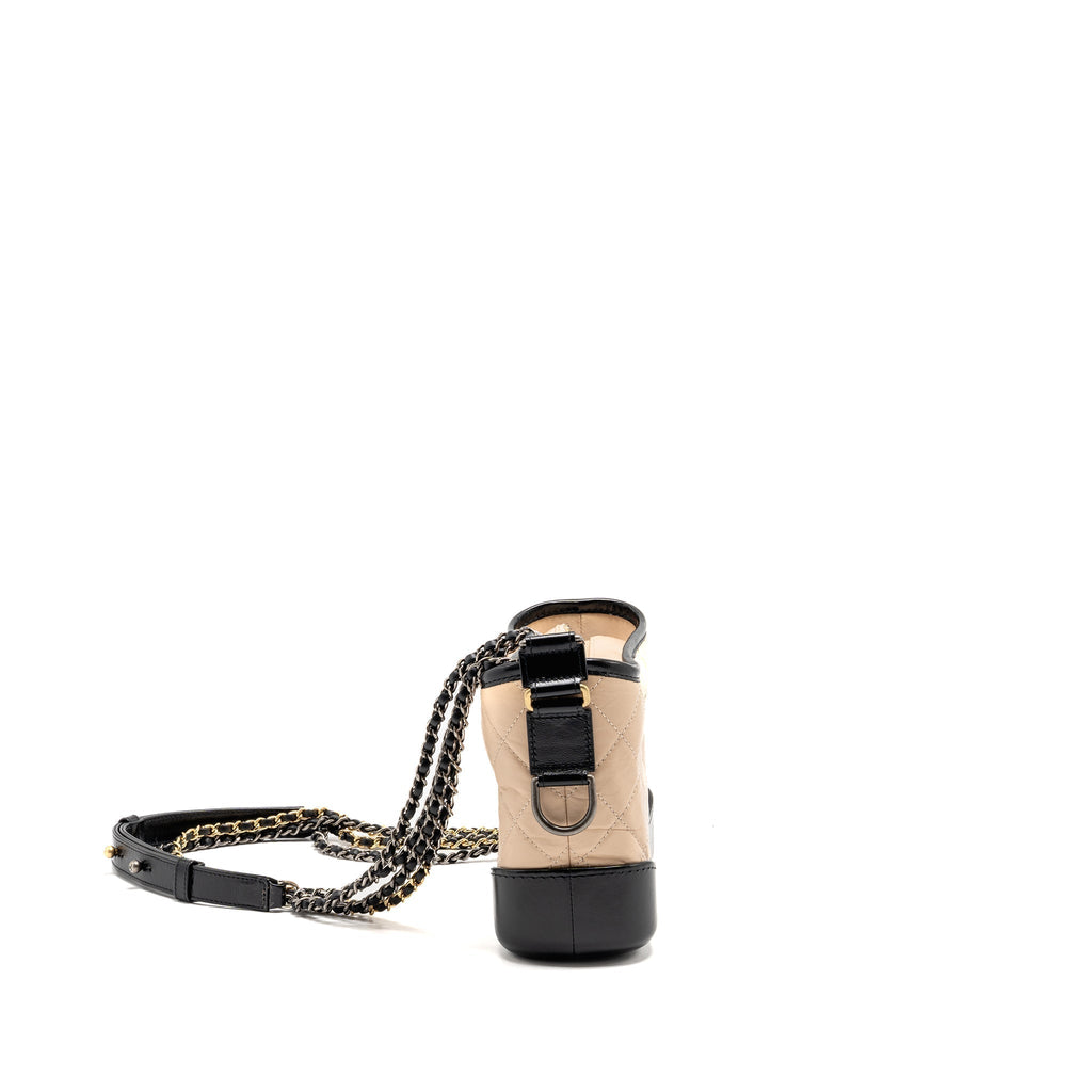 CHANEL SMALL GABRIELLE HOBO BAG AGED CALFSKIN BEIGE/BLACK MULTICOLOURED HARDWARE