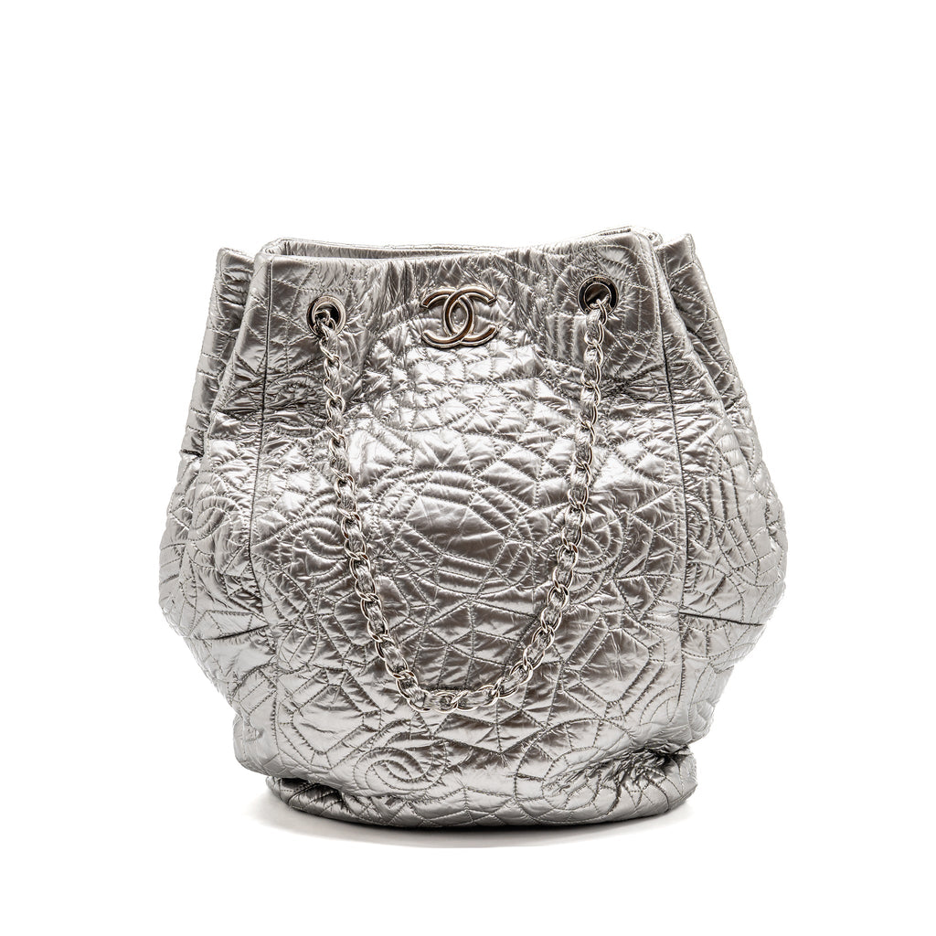 Chanel Vinyl Graphic Edge tote Polyethylene Silver SHW