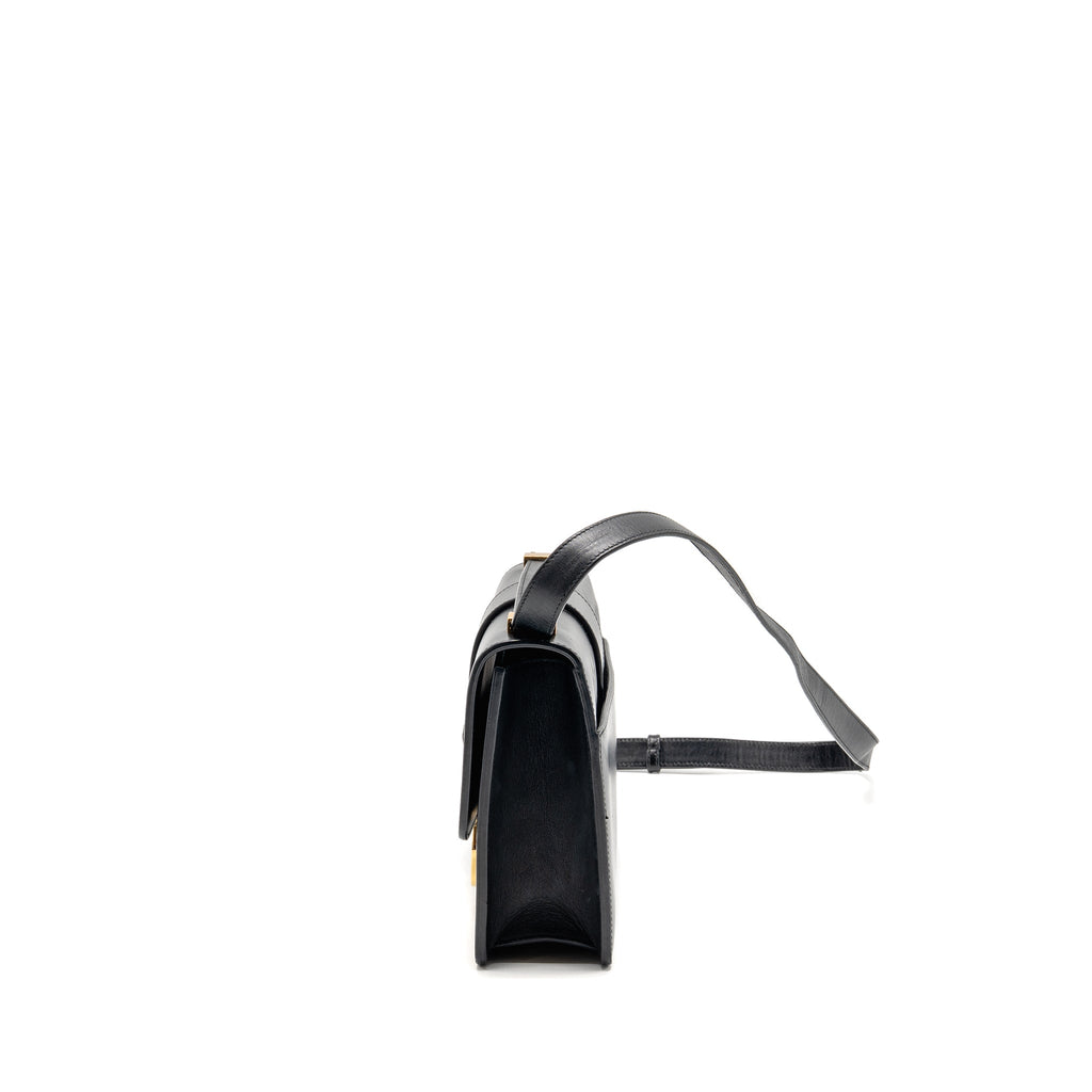 DIOR MEDIUM 30 MONTAIGNE FLAP BAG CALFSKIN BLACK GHW