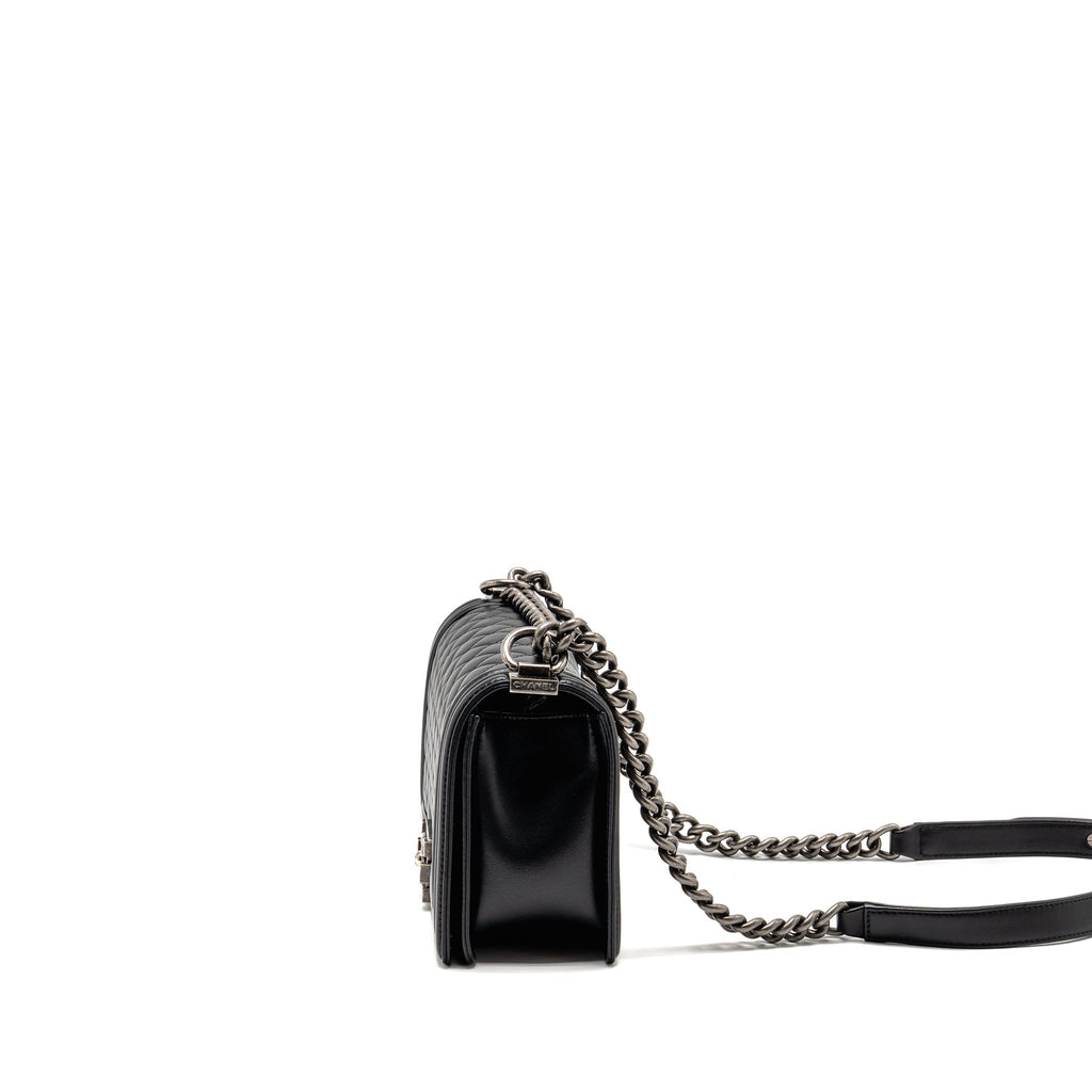 CHANEL MEDIUM BOY BAG LAMBSKIN BLACK RUTHENIUM HARDWARE