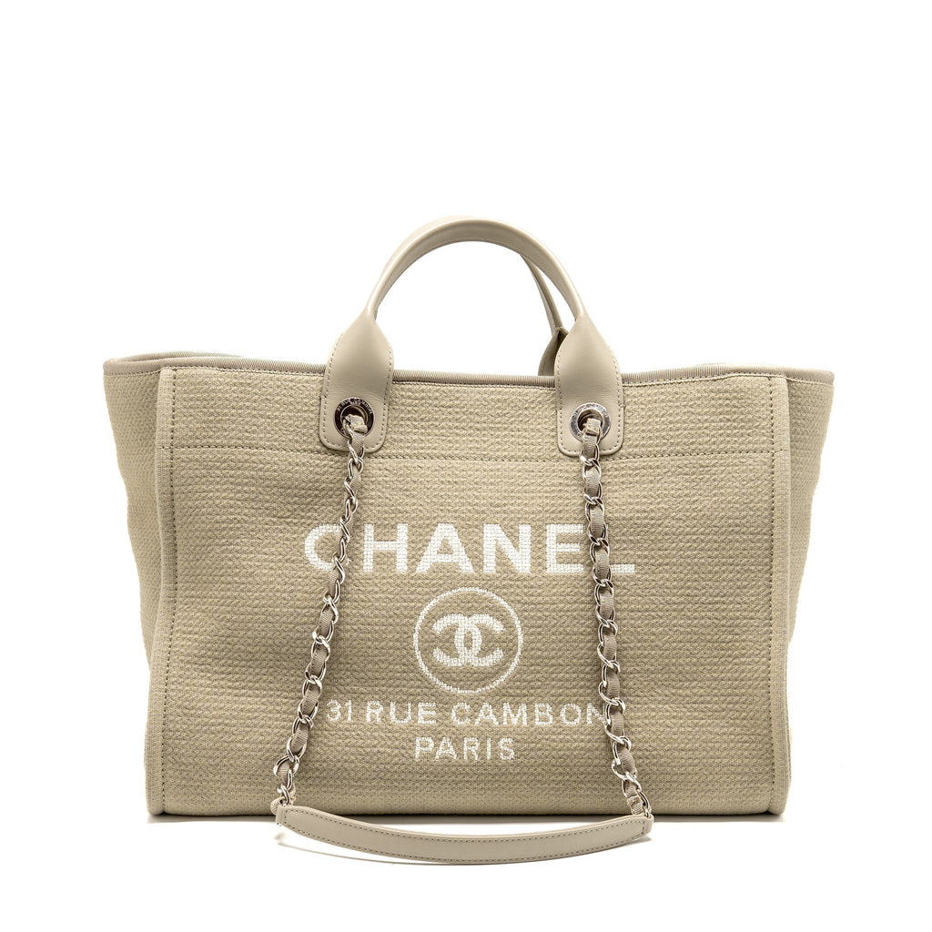CHANEL DEAUVILLE TOTE BAG FABRIC / LEATHER LIGHT GREY SHW (MICROCHIP)