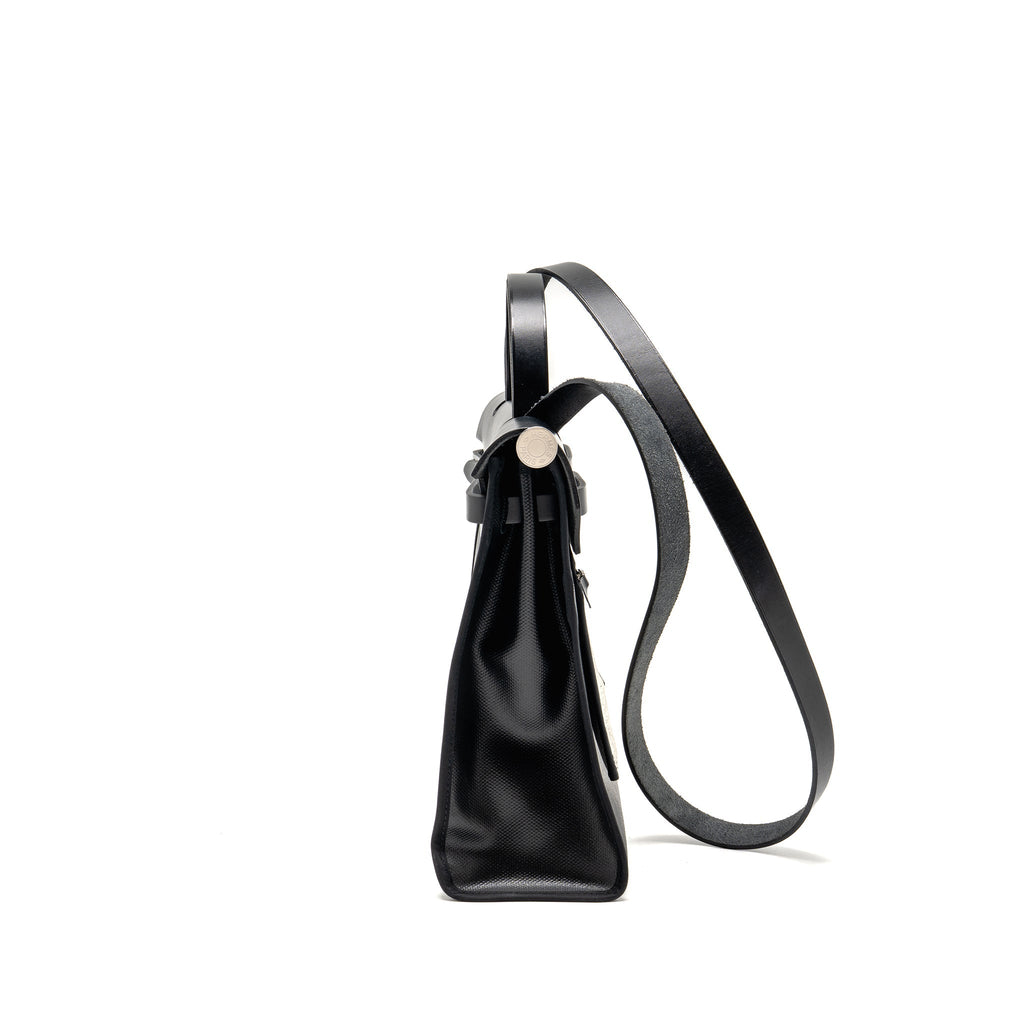 Hermes Herbag 31 Zip Bag Berline Canvas/Hunter Leather Black/Ecru-Black SHW