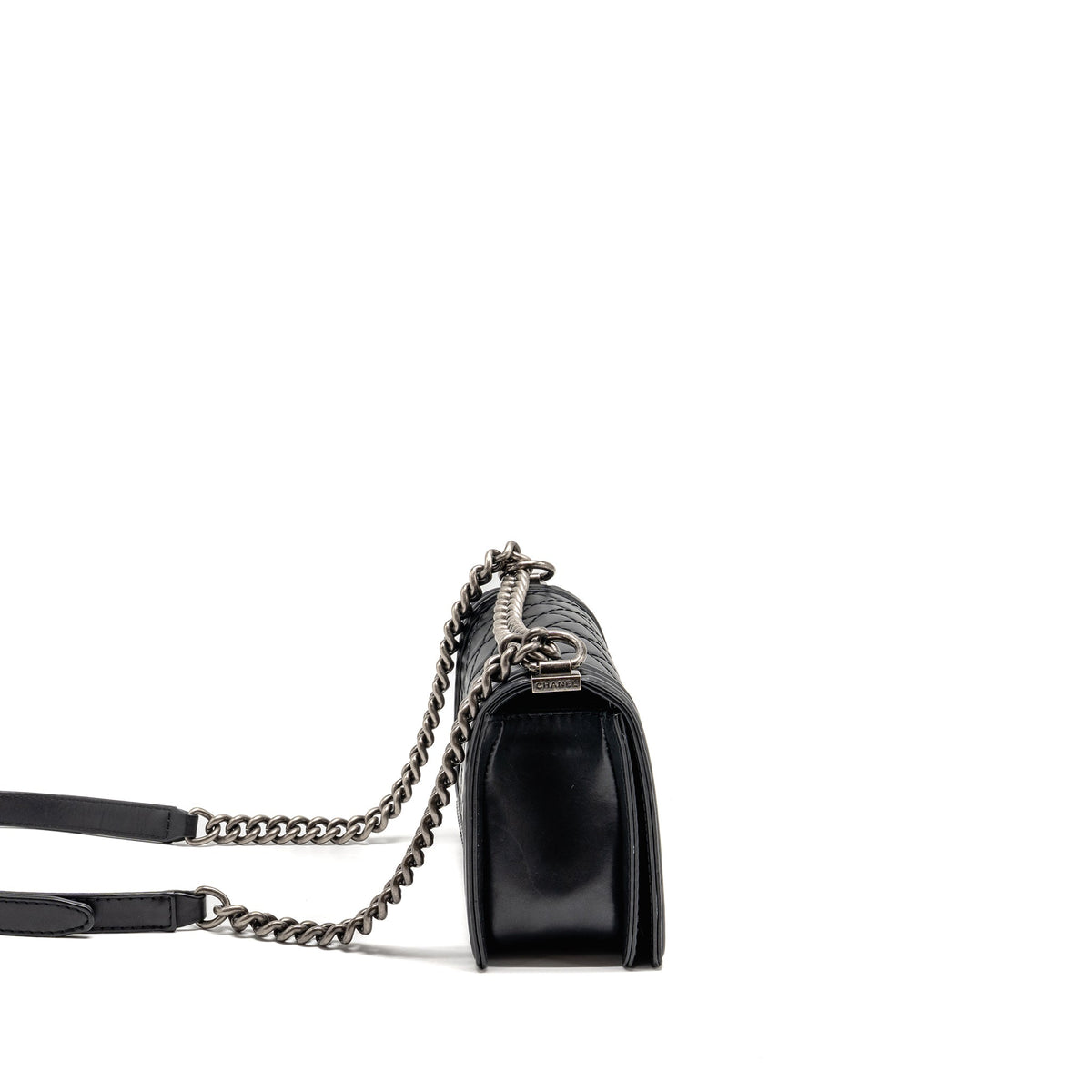 CHANEL MEDIUM BOY BAG CALFSKIN BLACK RUTHENIUM SHW