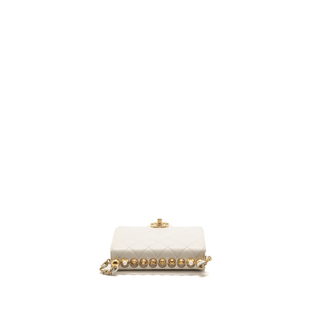 Chanel Pearl quilted flap bag lambskin white GHW
