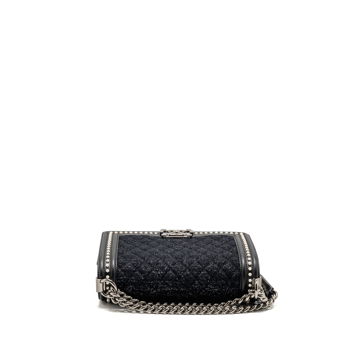 Chanel Medium boy bag fabric / lambskin black SHW