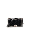 Chanel Medium boy bag fabric / lambskin black SHW