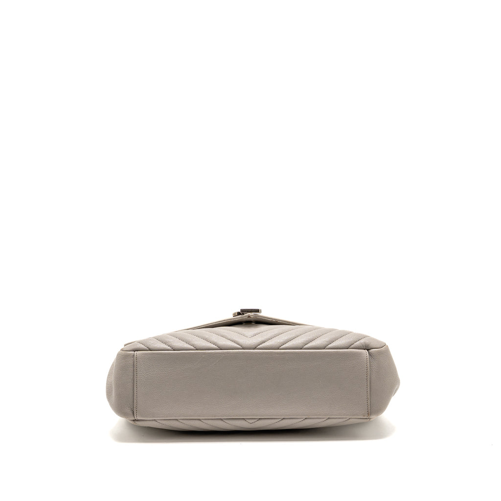 Saint Laurent/YSL Large College Bag Chevron Sheepskin Light Grey SHW