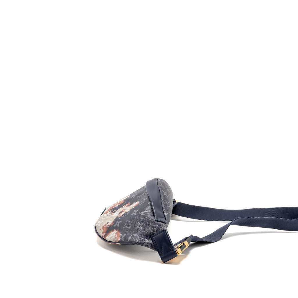 Louis Vuitton Discovery Bumbag PM Monogram Navy / Multicolour GHW