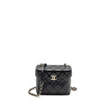 CHANEL FLAP VANITY WITH CHAIN LAMBSKIN BLACK LGWH (MICROCHIP)