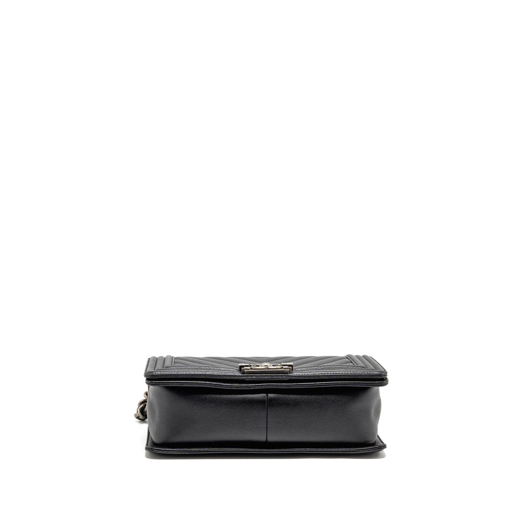 CHANEL MEDIUM BOY BAG CHEVRON CAVIAR BLACK RUTHENIUM SILVER HARDWARE