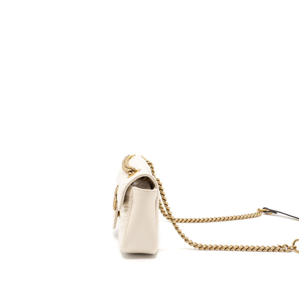 GUCCI GG MARMONT MINI BAG MATELASSÉ CALFSKIN WHITE BRUSHED GHW