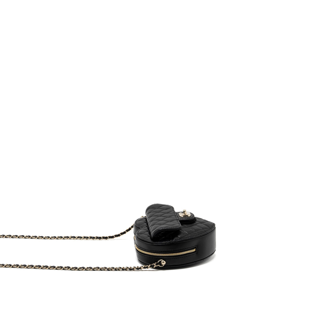 CHANEL 22S HEART BAG LAMBSKIN BLACK LGHW (MICROCHIP)