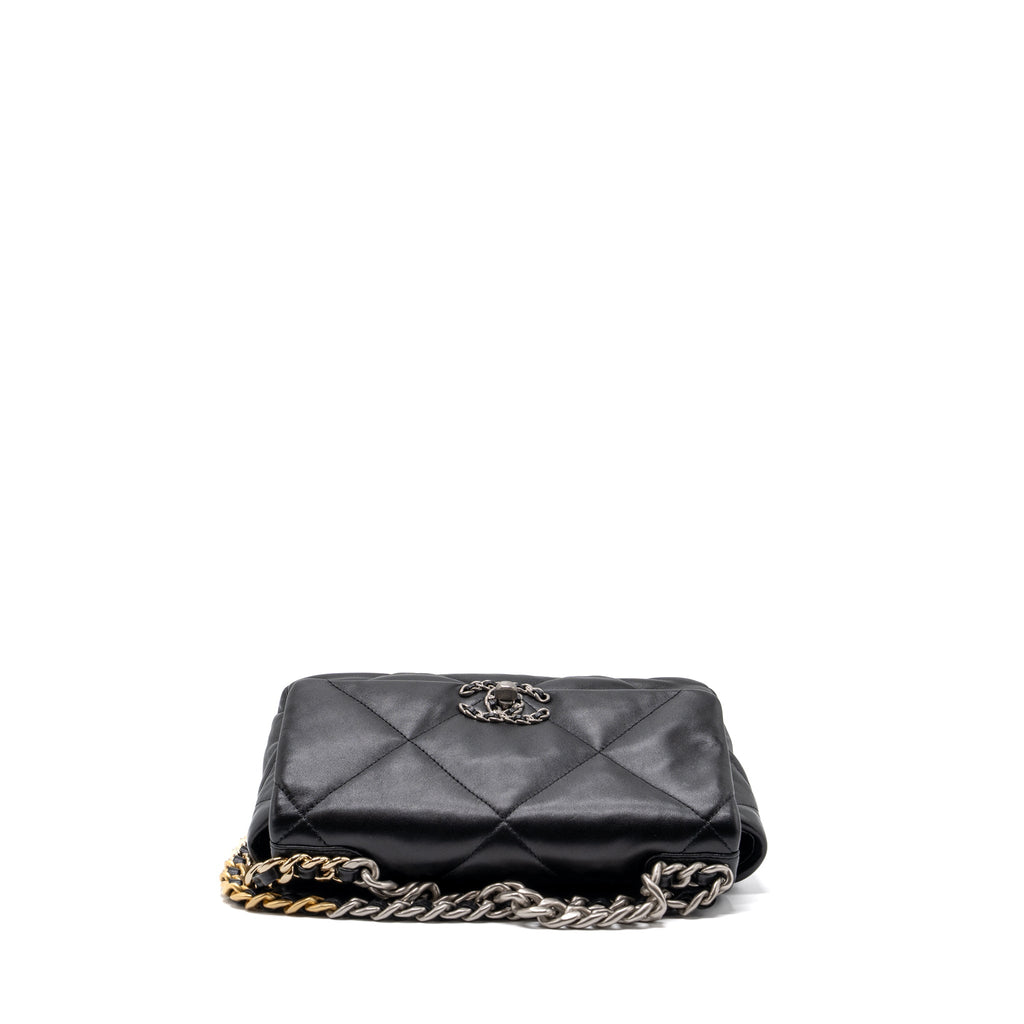 CHANEL SMALL 19 BAG LAMBSKIN BLACK MULTICOLOUR HARDWARE(MICROCHIP)