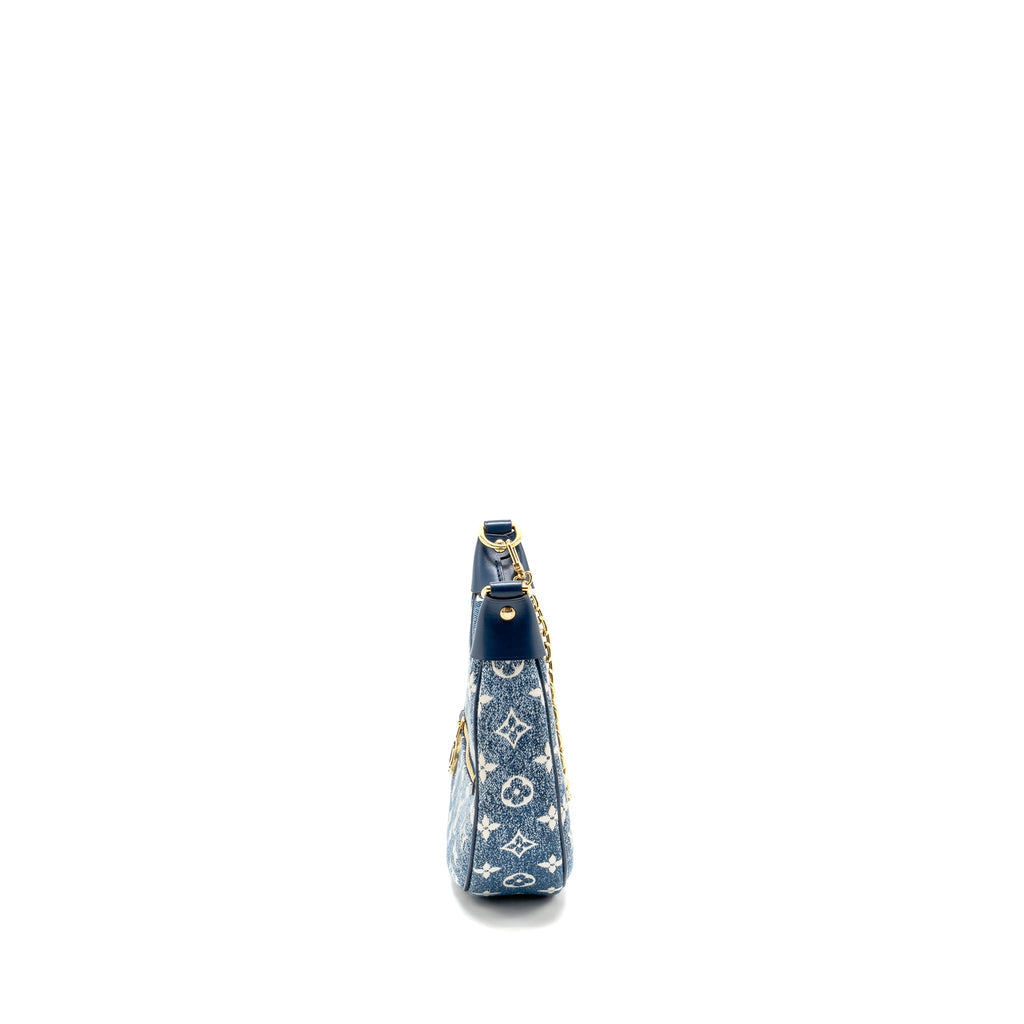 LOUIS VUITTON HALF-MOON LOOP BAGUETTE BAG DENIM BLUE GHW