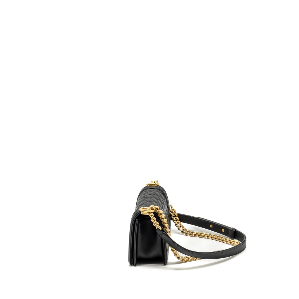 CHANEL SMALL BOY BAG CALFSKIN BLACK GHW (MICROCHIP)