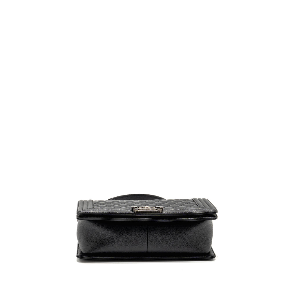 CHANEL MEDIUM BOY BAG CAVIAR BLACK SHW (MICROCHIP)