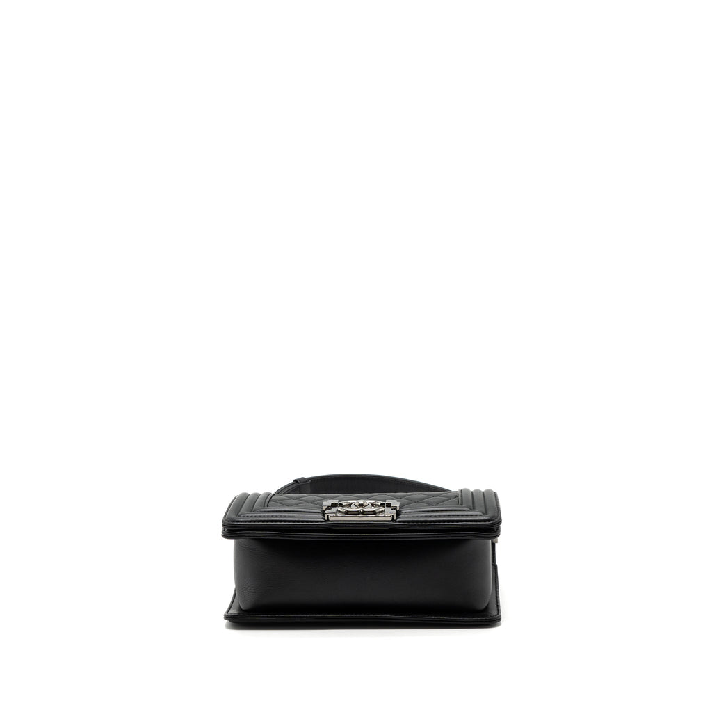 CHANEL SMALL BOY BAG CALFSKIN BLACK SHW (MICROCHIP)