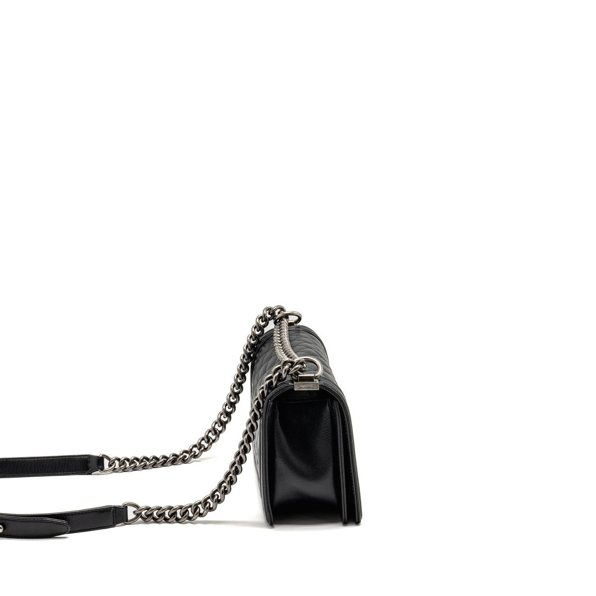 CHANEL MEDIUM BOY BAG CAVIAR BLACK SHW (MICROCHIP)