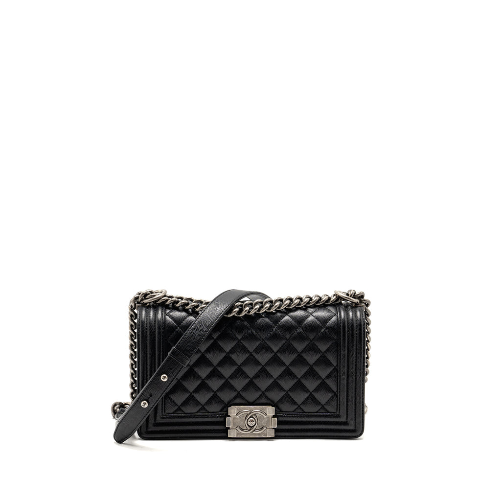 CHANEL MEDIUM BOY BAG CAVIAR BLACK SHW (MICROCHIP)