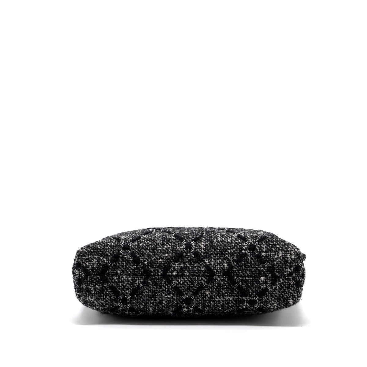 CHANEL MEDIUM 22 BAG TWEED BLACK / GREY GHW (MICROCHIP)