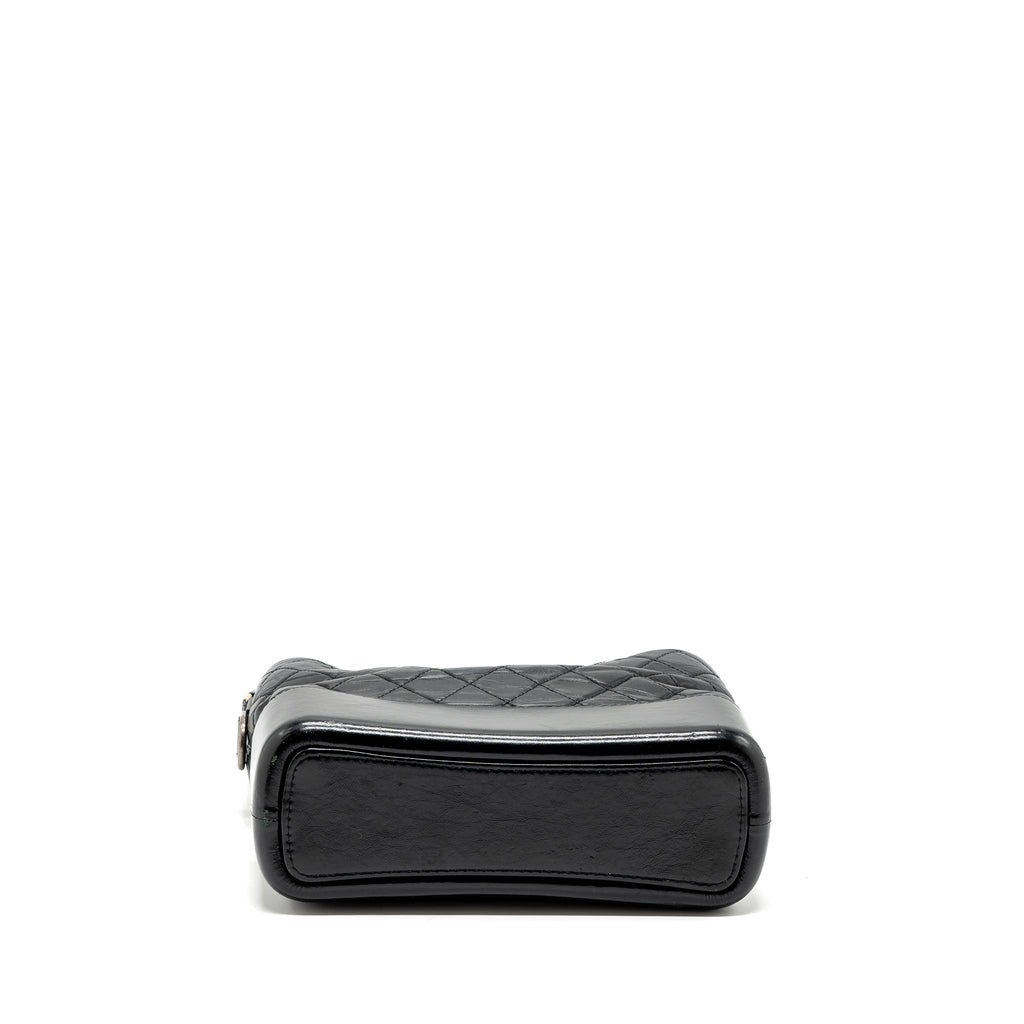 CHANEL MEDIUM GABRIELLE HOBO BAG AGED CALFSKIN BLACK MULTICOLOUR HARDWARE