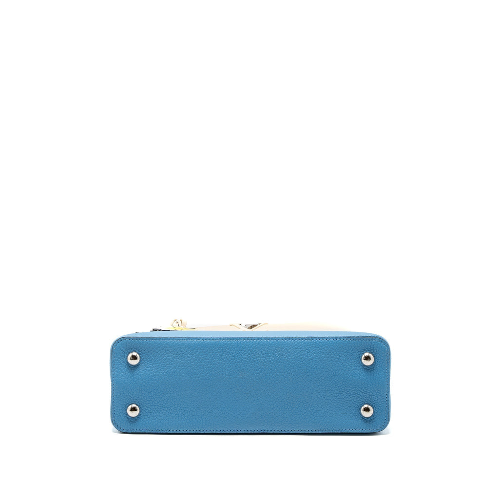 LOUIS VUITTON CAPUCINES MM TAURILLON OMBRÉ BLUE SHW (NEW VERSION)