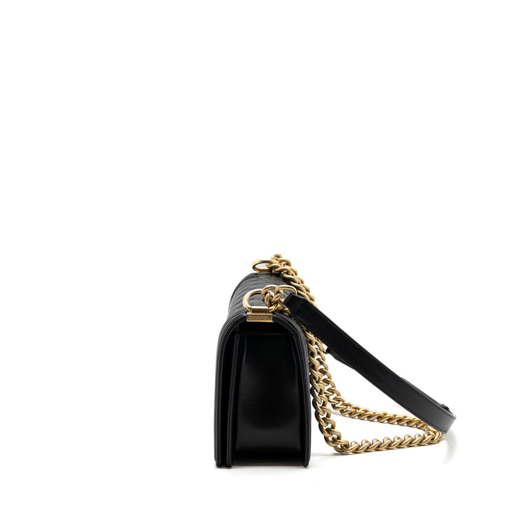 CHANEL MEDIUM CLASSIC BOY BAG CAVIAR BLACK GHW (MICROCHIP)