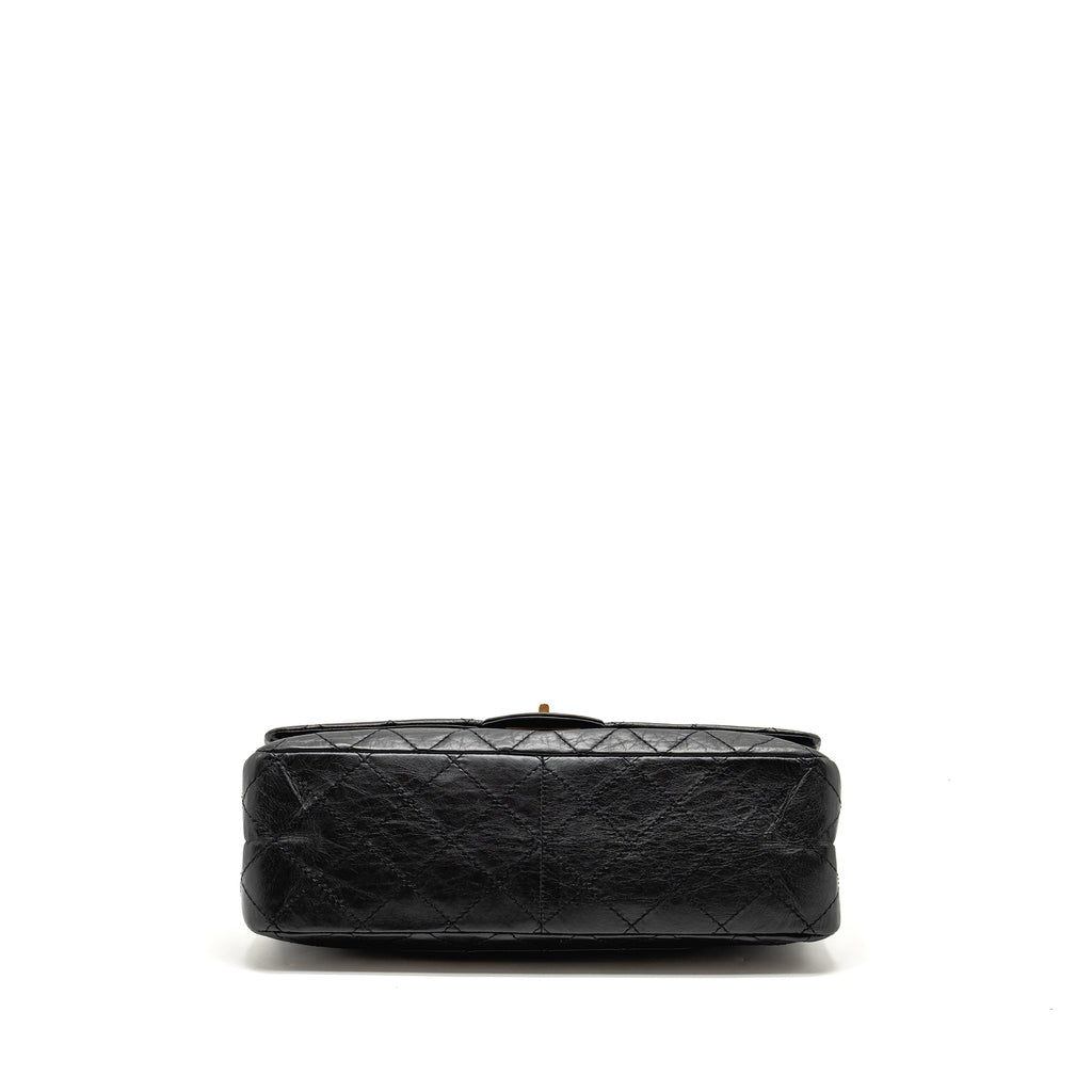CHANEL MAXI 2.55 REISSUE DOUBLE FLAP BAG AGED CALFSKIN BLACK GHW