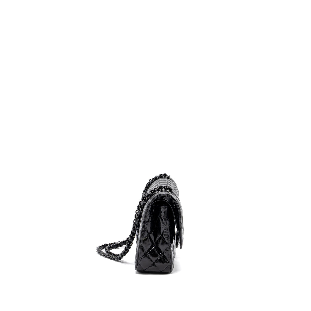 CHANEL MEDIUM CLASSIC DOUBLE FLAP BAG SHINY CALFSKIN SO BLACK