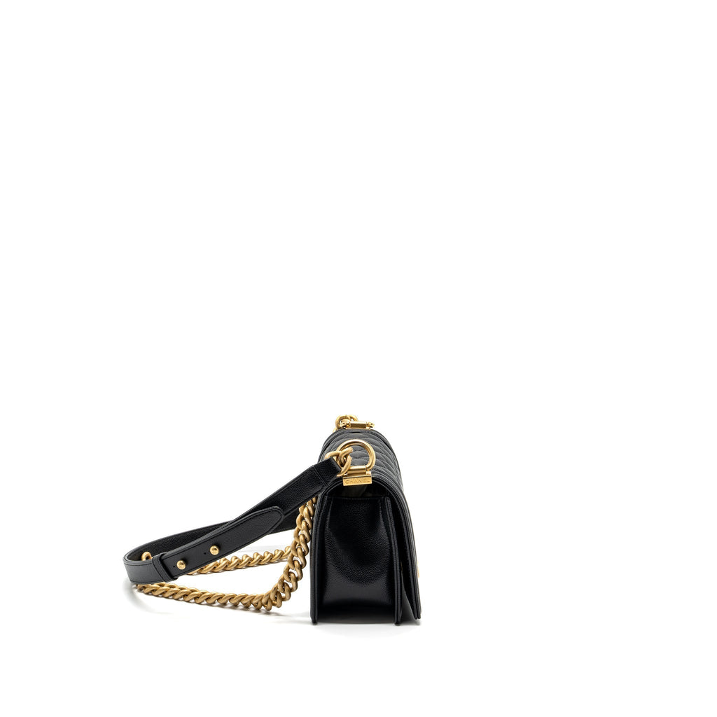 CHANEL SMALL BOY BAG CAVIAR BLACK GHW (MICROCHIP)