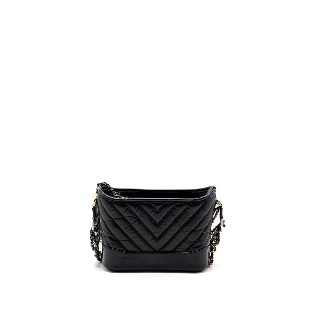 CHANEL SMALL GABRIELLE HOBO BAG CHEVRON AGED CALFSKIN BLACK MULTICOLOUR HARDWARE