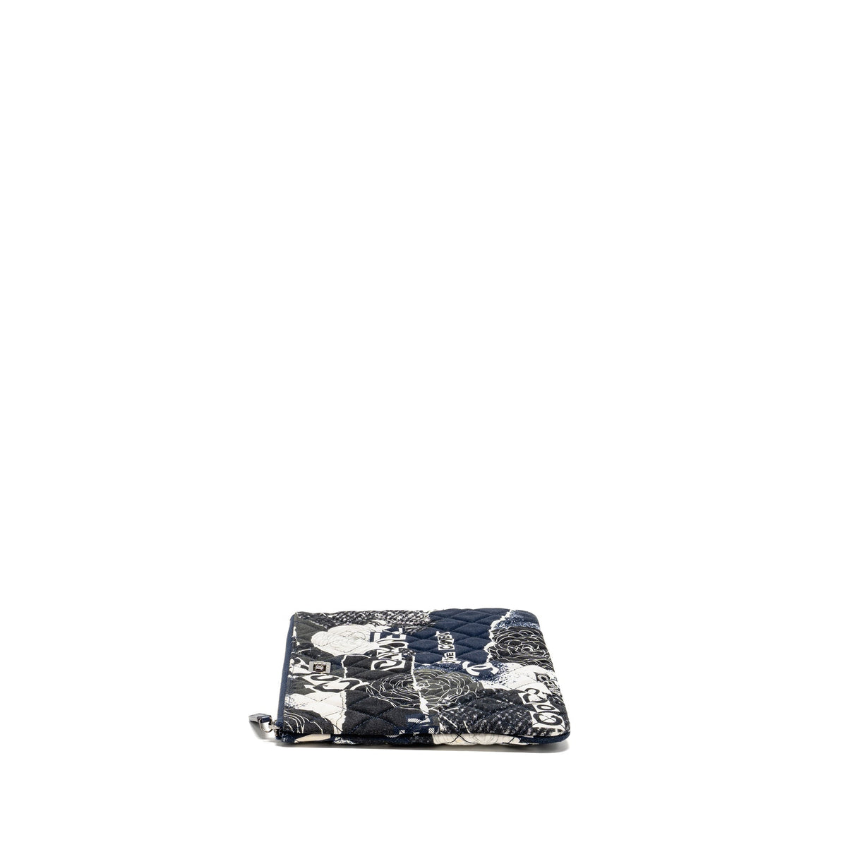 CHANEL COCO PRINTED MEDIUM 2.55 REISSUE O-CASE POUCH FABRIC BLACK/WHITE RUTHENIUM SHW