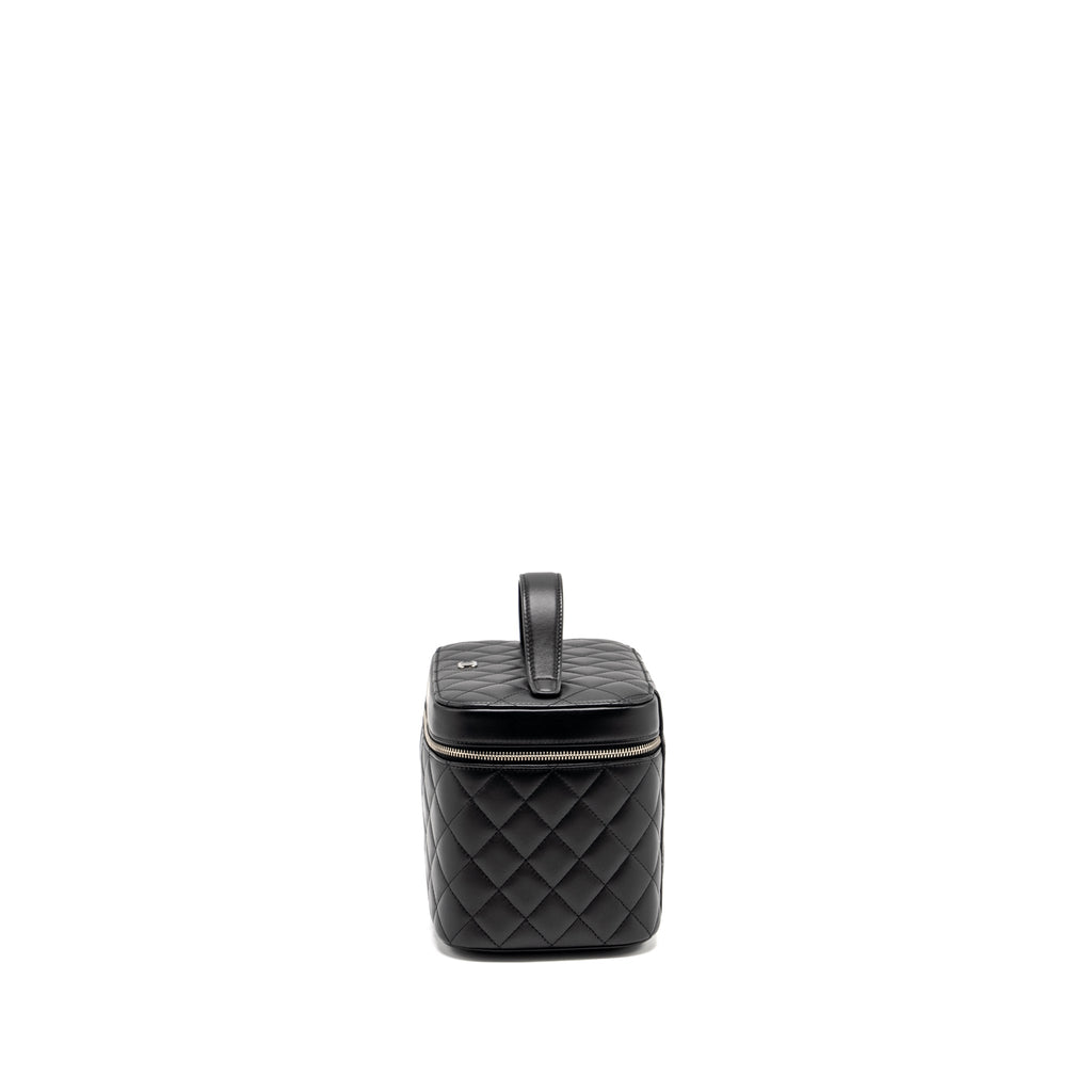 CHANEL QUILTED VANITY CASE LAMBSKIN BLACK SHW