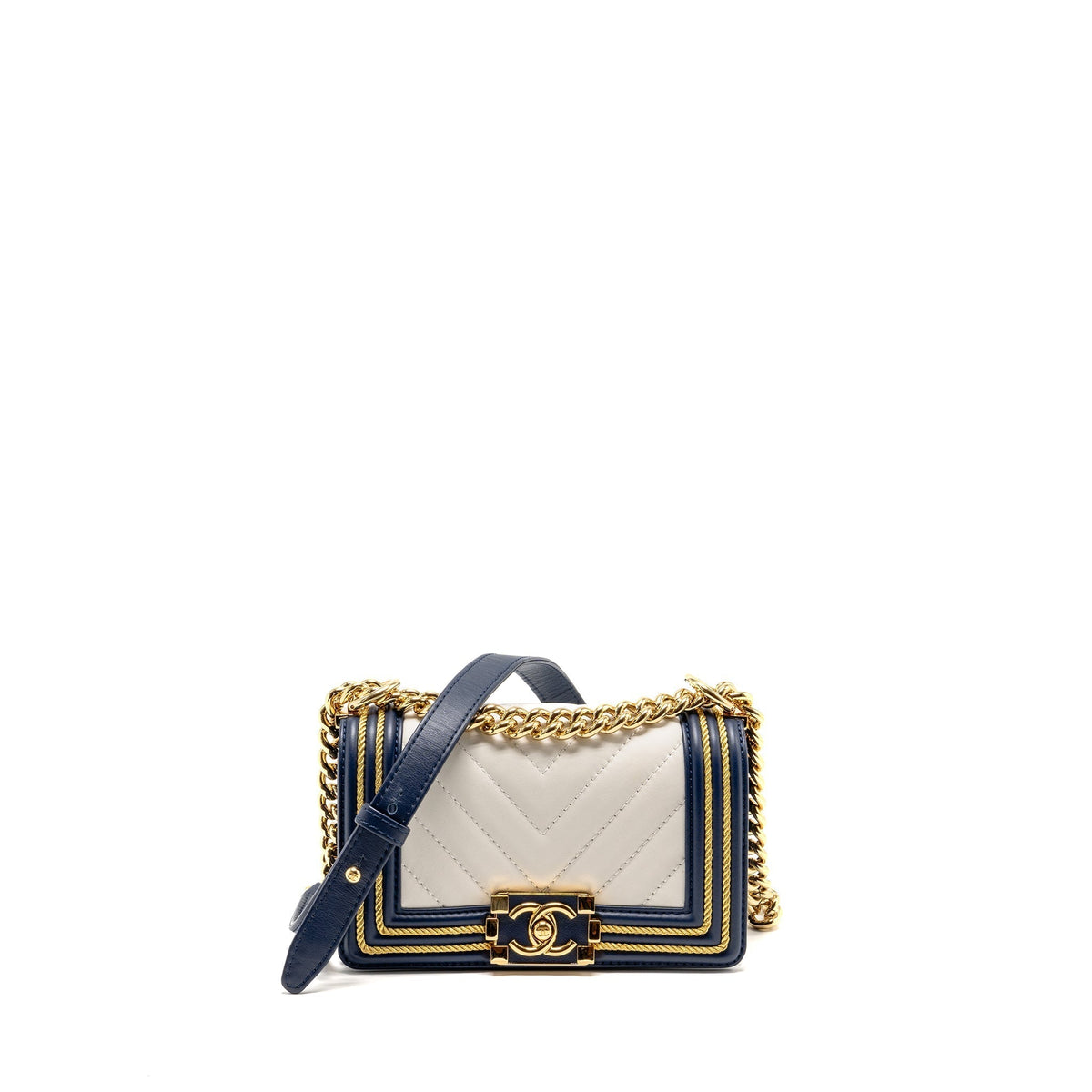 CHANEL SMALL CHEVRON BOY BAG CALFSKIN WHITE/NAVY GHW