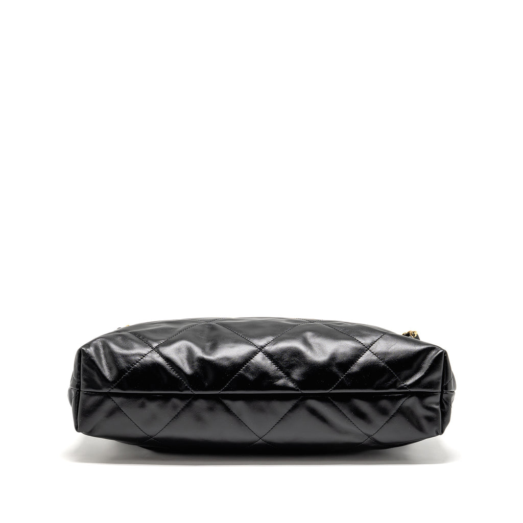 CHANEL MEDIUM 22 BAG GOLD LETTER SHINY CALFSKIN BLACK GHW (MICROCHIP)