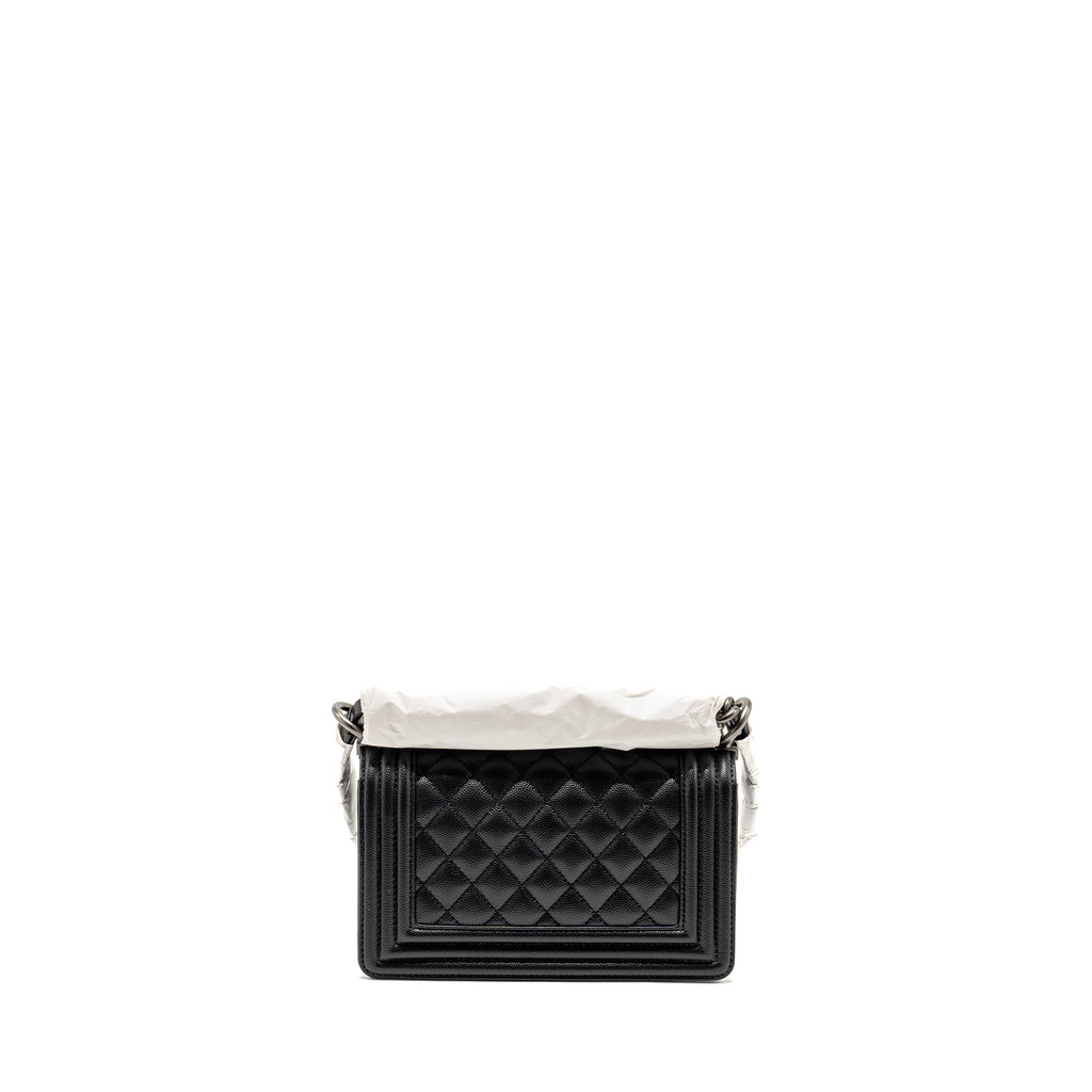CHANEL SMALL BOY BAG CAVIAR BLACK RUTHENIUM SHW (MICROCHIP)