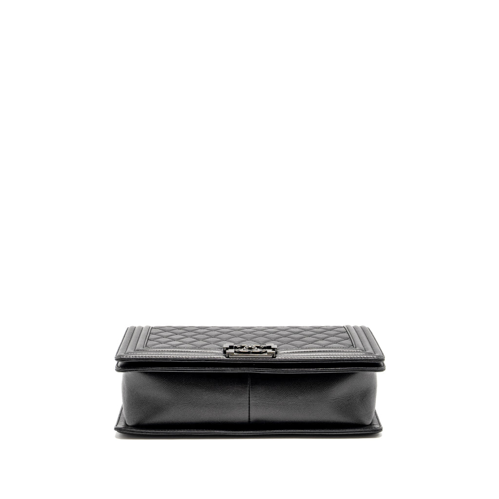 CHANEL NEW MEDIUM BOY BAG CAVIAR SO BLACK