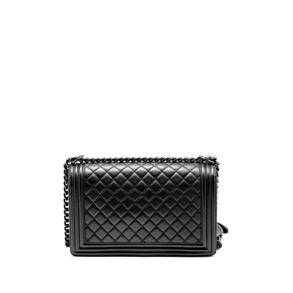 CHANEL NEW MEDIUM BOY BAG CAVIAR SO BLACK