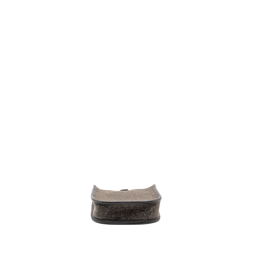 Hermes Mini Evelyne Feutre/Swift/Sangle Wool Ebene GHW