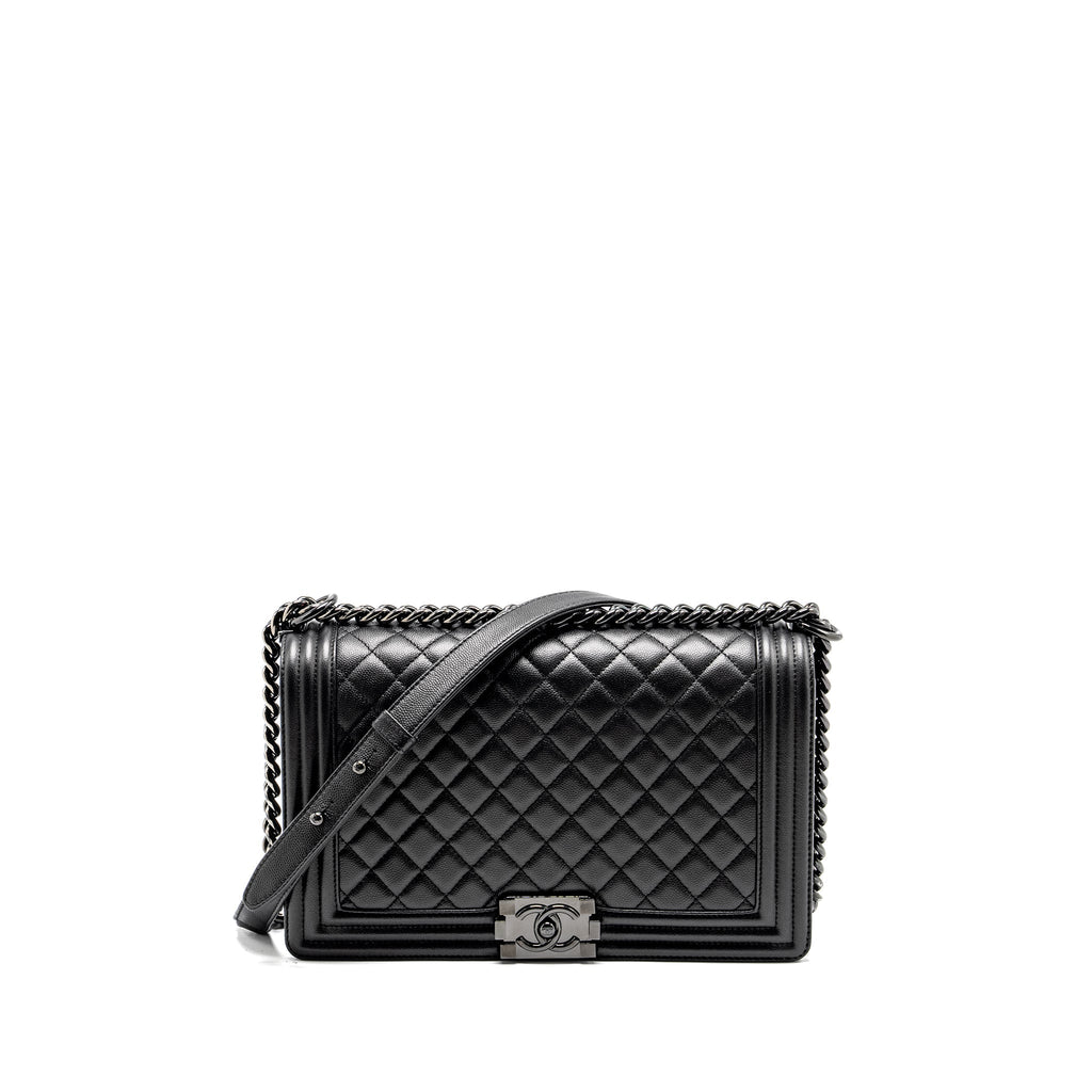 CHANEL NEW MEDIUM BOY BAG CAVIAR SO BLACK