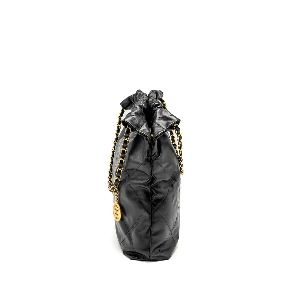 CHANEL MEDIUM 22 BAG GOLD LETTER SHINY CALFSKIN BLACK GHW (MICROCHIP)