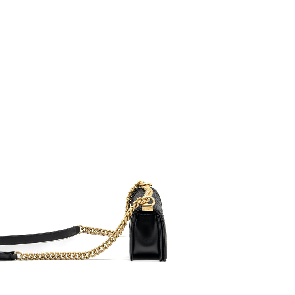 CHANEL SMALL BOY BAG SMOOTH CALFSKIN BLACK GHW(MICROCHIP)