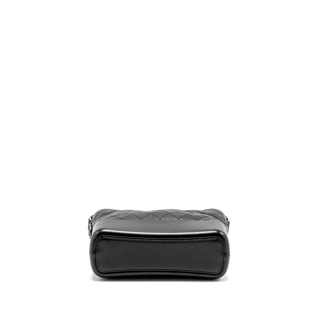 CHANEL GABRIELLE HOBO BAG CALFSKIN BLACK MULTICOLOUR HARDWARE