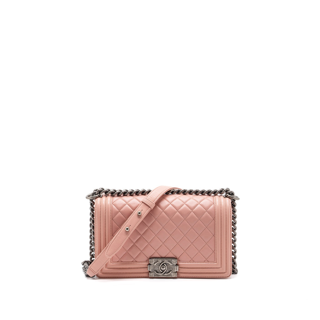 CHANEL MEDIUM BOY BAG LAMBSKIN LIGHT PINK RUTHENIUM HARDWARE